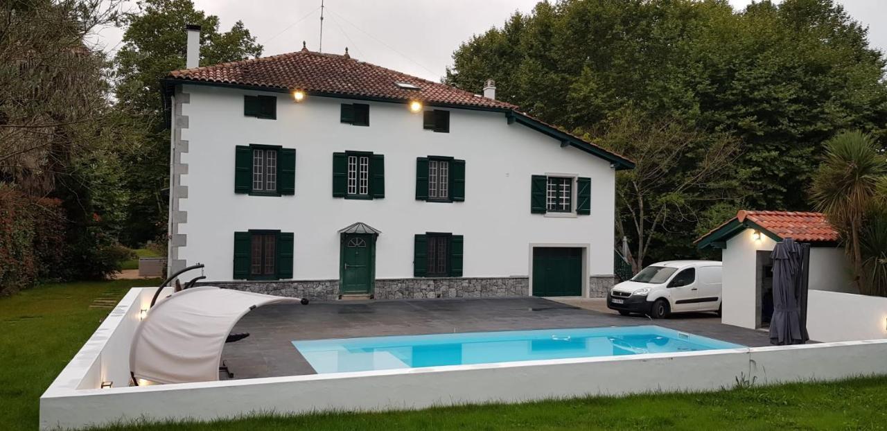Ayherre Chambre D'Hotes Moulin Urketa المظهر الخارجي الصورة