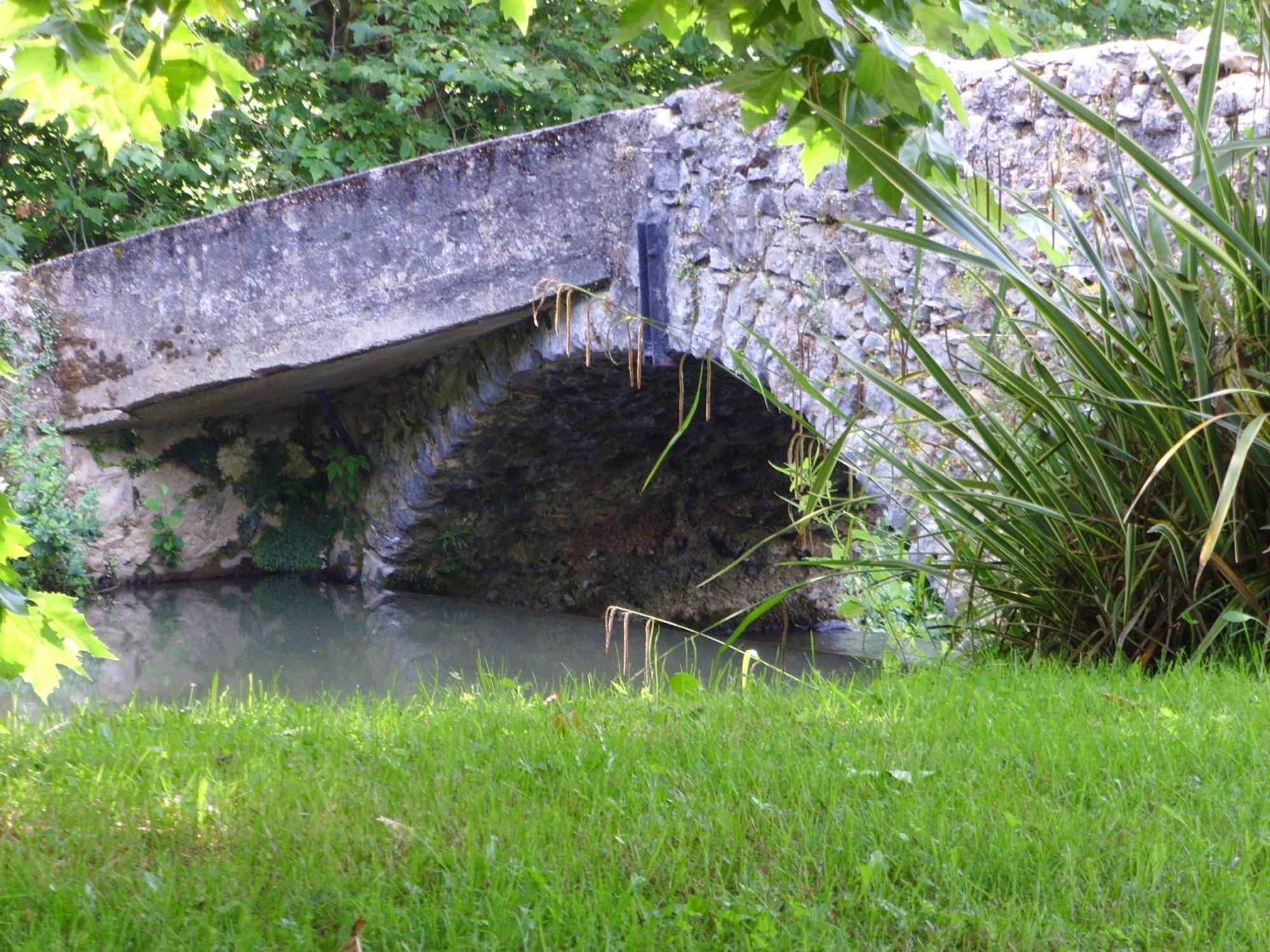 Ayherre Chambre D'Hotes Moulin Urketa المظهر الخارجي الصورة