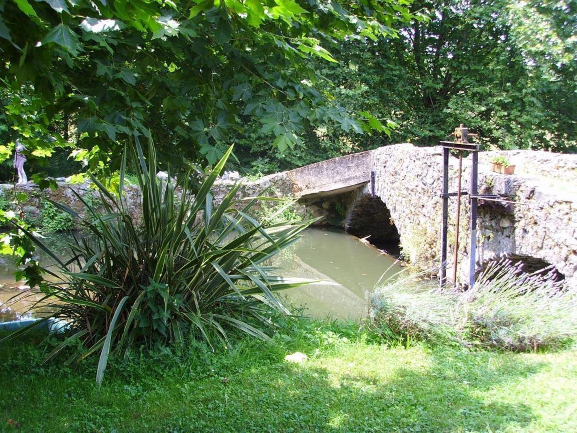 Ayherre Chambre D'Hotes Moulin Urketa المظهر الخارجي الصورة