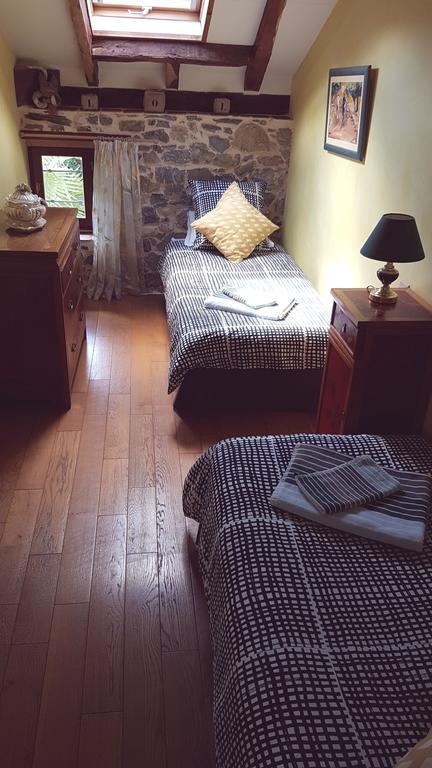 Ayherre Chambre D'Hotes Moulin Urketa الغرفة الصورة