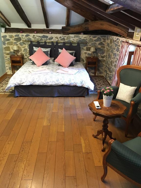 Ayherre Chambre D'Hotes Moulin Urketa الغرفة الصورة